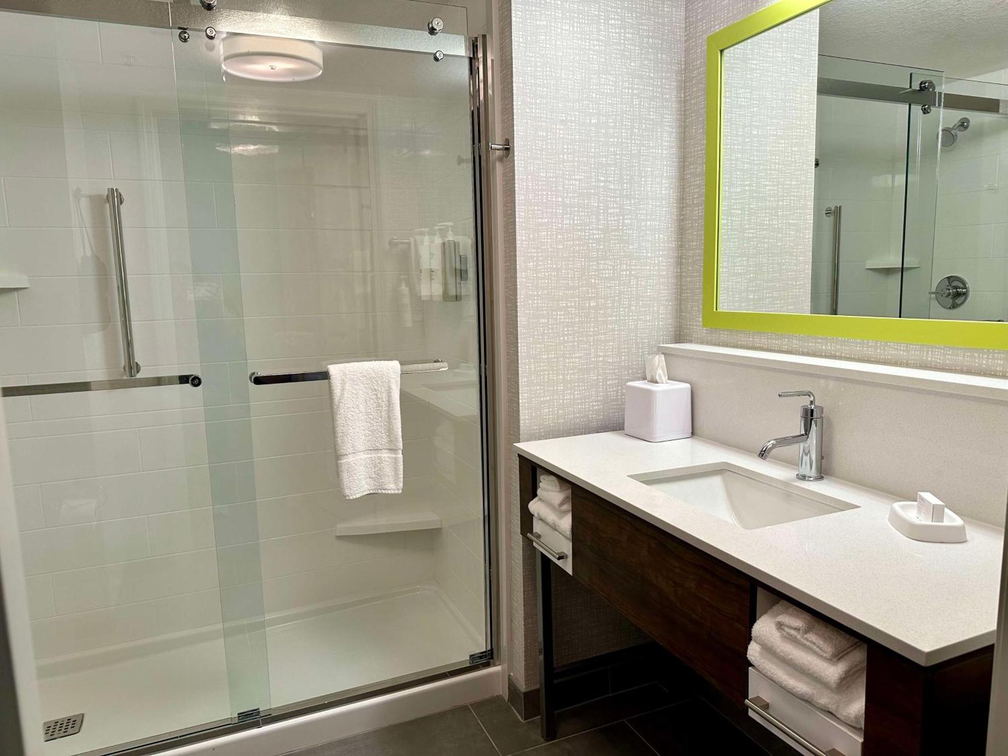 Hampton Inn & Suites Lathrop Eksteriør billede
