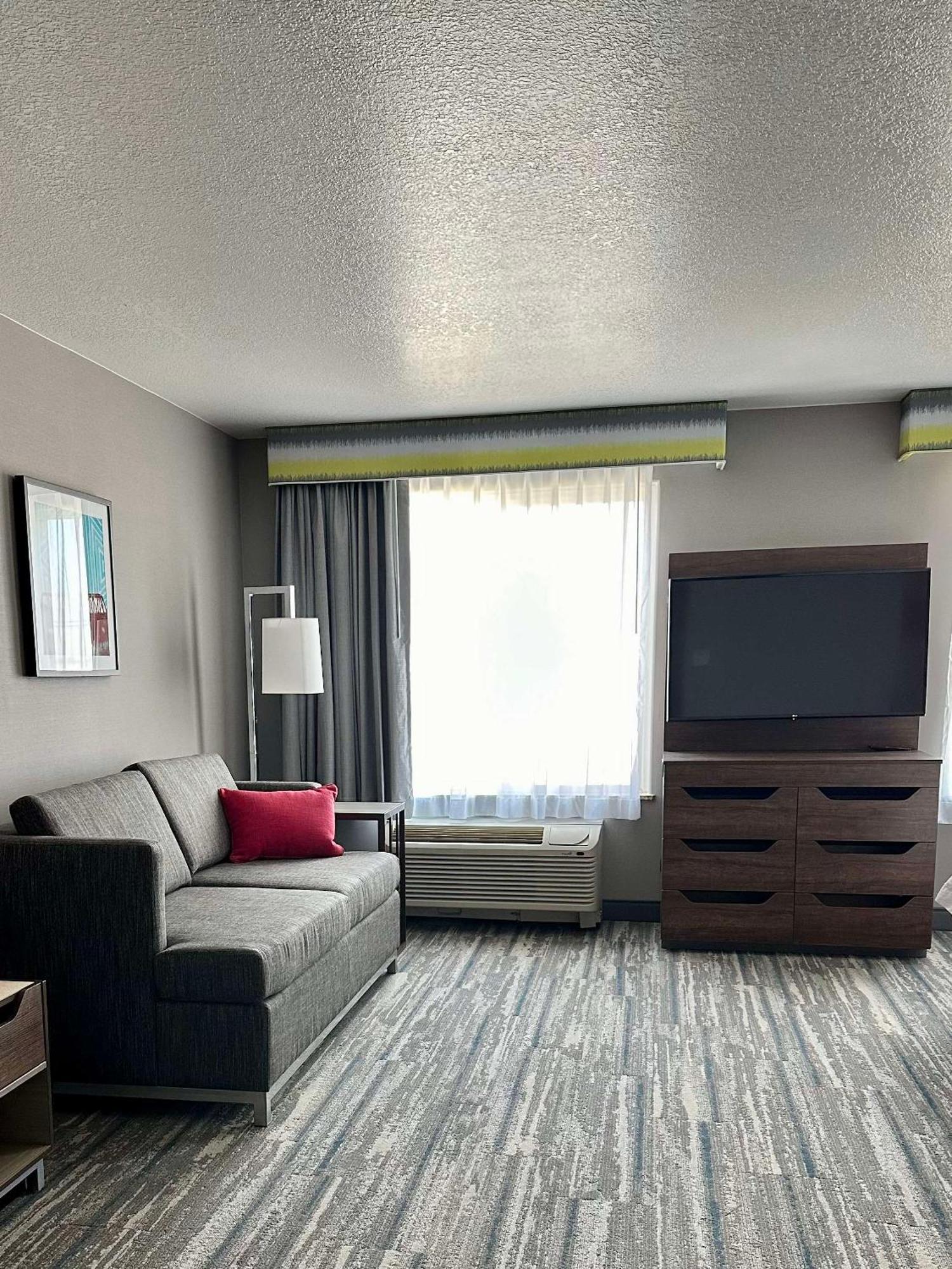 Hampton Inn & Suites Lathrop Eksteriør billede