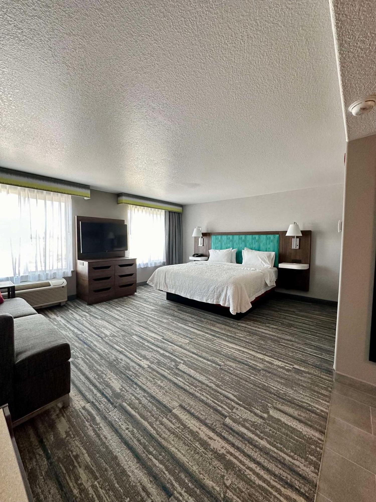 Hampton Inn & Suites Lathrop Eksteriør billede