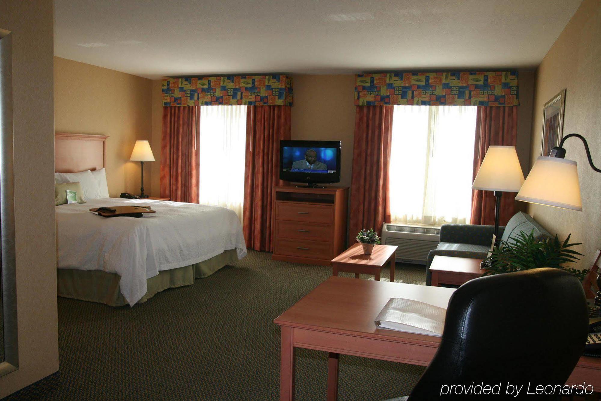 Hampton Inn & Suites Lathrop Værelse billede